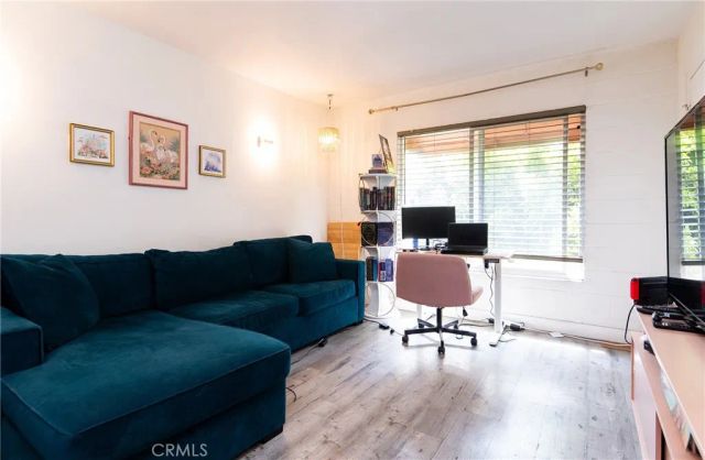 225 W 6th 405, Long Beach, CA 90802