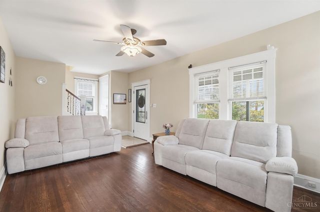 37 Hereford Street, Cincinnati, OH 45216