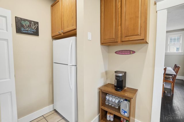 37 Hereford Street, Cincinnati, OH 45216