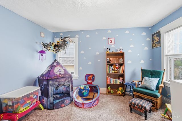 37 Hereford Street, Cincinnati, OH 45216