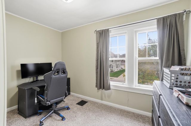 37 Hereford Street, Cincinnati, OH 45216