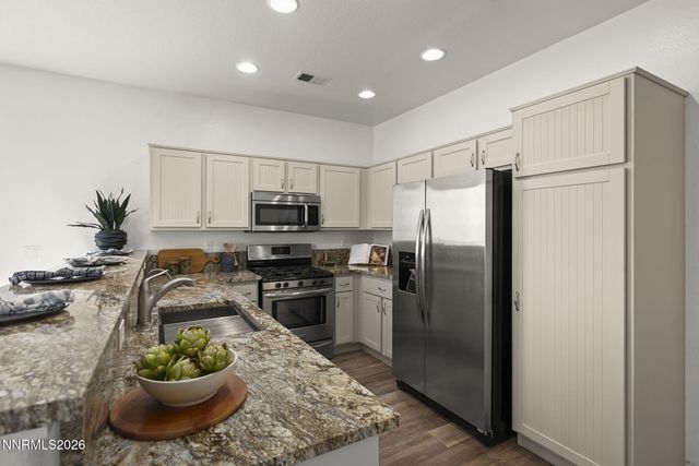 1425 Teal Drive, Carson City, NV 89701