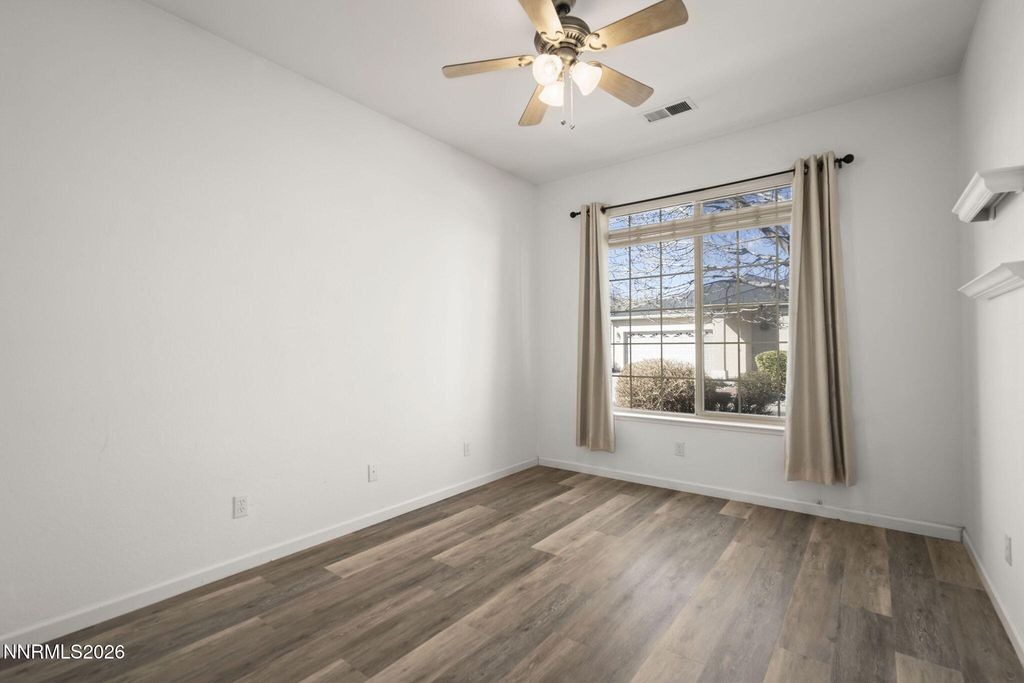 Image 14 of property listing at 1425 Teal Drive, Carson City, NV 89701