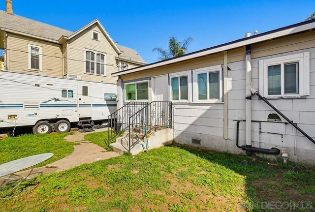 1859 1861 Irving Ave, San Diego, CA 92113