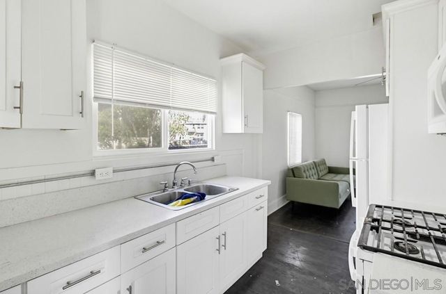 1859 1861 Irving Ave, San Diego, CA 92113