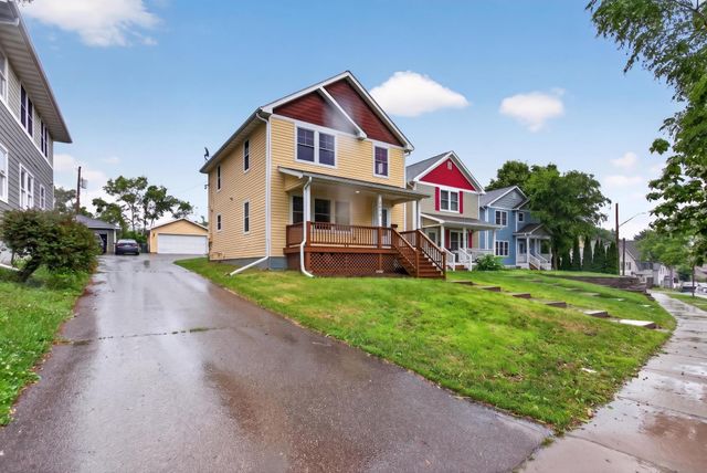 2210 Irving Avenue N, Minneapolis, MN 55411