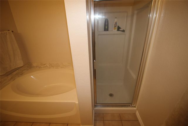 856 Mccully Street, White Settlement, TX 76108