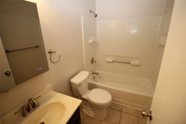 856 Mccully Street, White Settlement, TX 76108