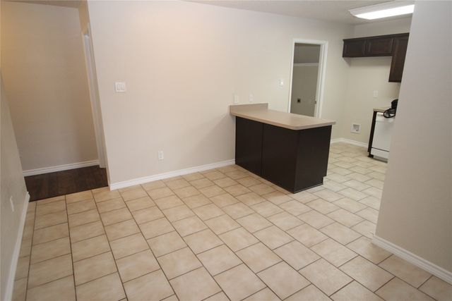 856 Mccully Street, White Settlement, TX 76108