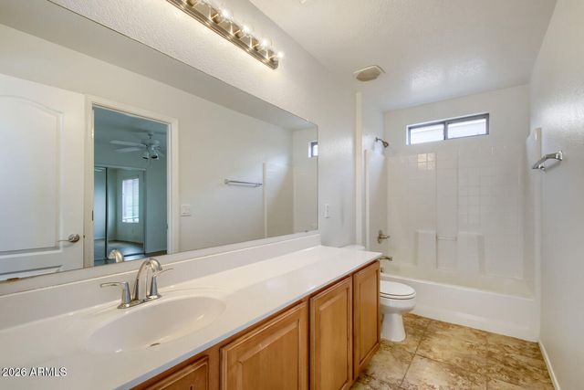 20041 N 49TH Drive, Glendale, AZ 85308