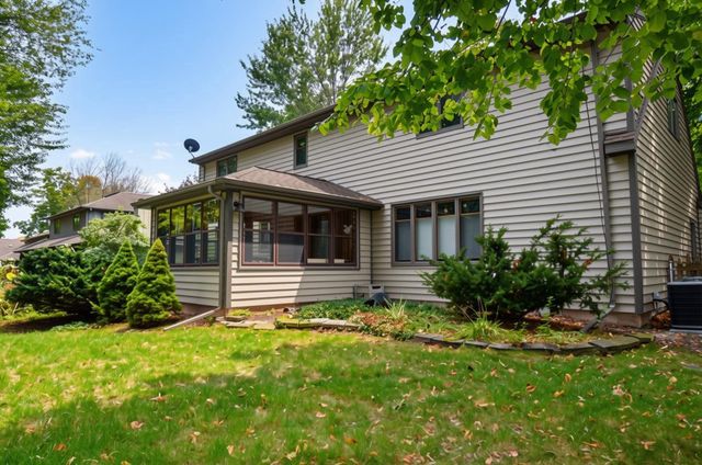 3316 S WHITE BIRCH LANE, Appleton, WI 54915