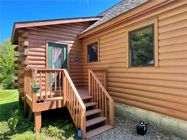 7560 North Huron Road, Huron, NY 14590