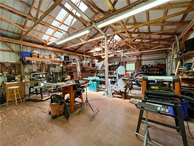 7560 North Huron Road, Huron, NY 14590