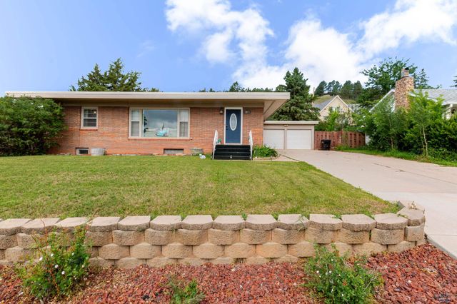 1627 38TH, Rapid City, SD 57702