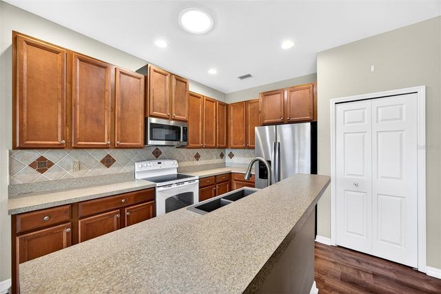 24611 RIO VILLA LAKES CIRCLE, Punta Gorda, FL 33950