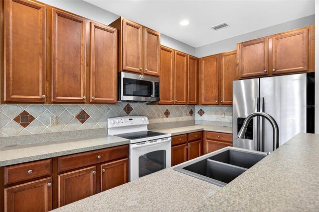 24611 RIO VILLA LAKES CIRCLE, Punta Gorda, FL 33950