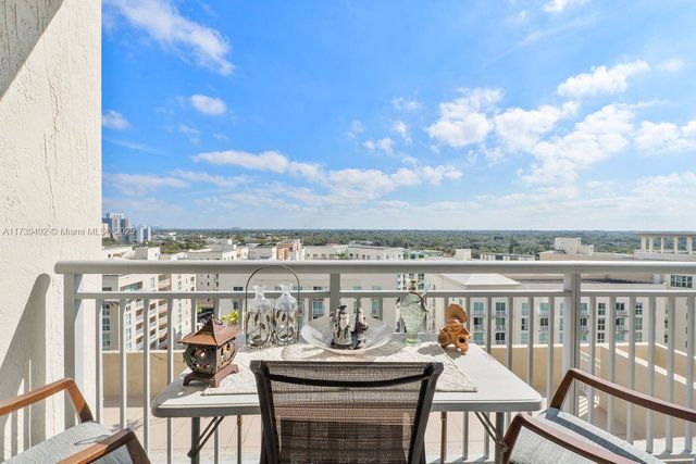 9055 SW 73rd Ct 903, Miami, FL 33156