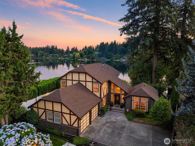 4832 Lakemont Drive SE, Olympia, WA 98513