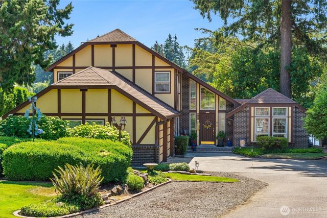 4832 Lakemont Drive SE, Olympia, WA 98513