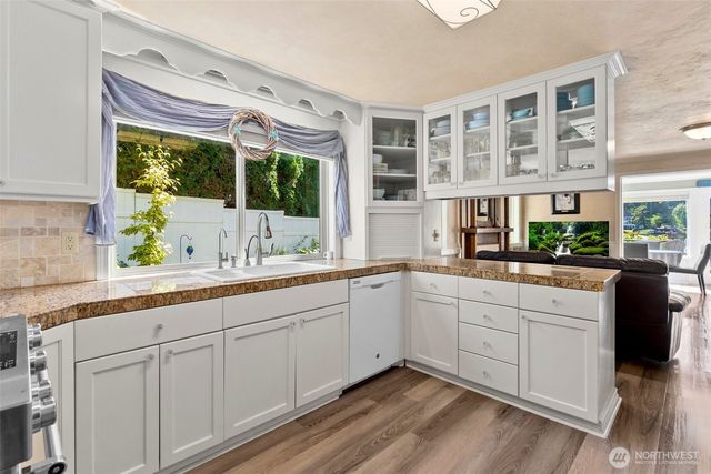 4832 Lakemont Drive SE, Olympia, WA 98513