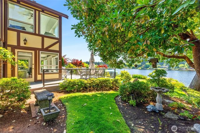 4832 Lakemont Drive SE, Olympia, WA 98513