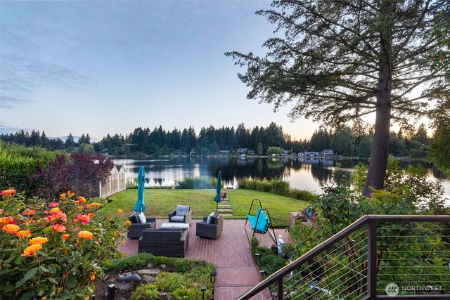 4832 Lakemont Drive SE, Olympia, WA 98513