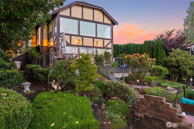 4832 Lakemont Drive SE, Olympia, WA 98513