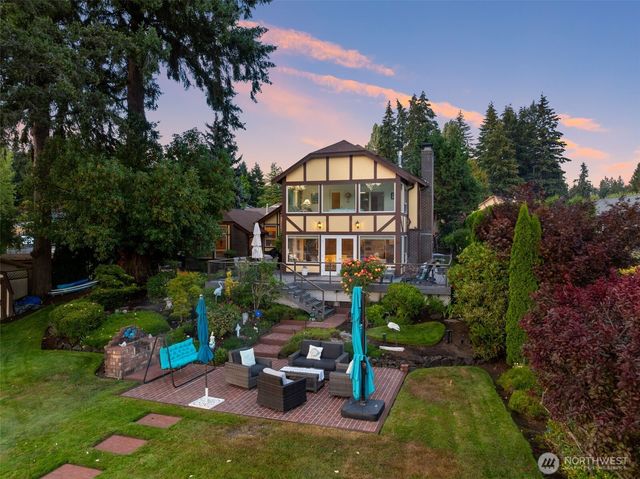 4832 Lakemont Drive SE, Olympia, WA 98513