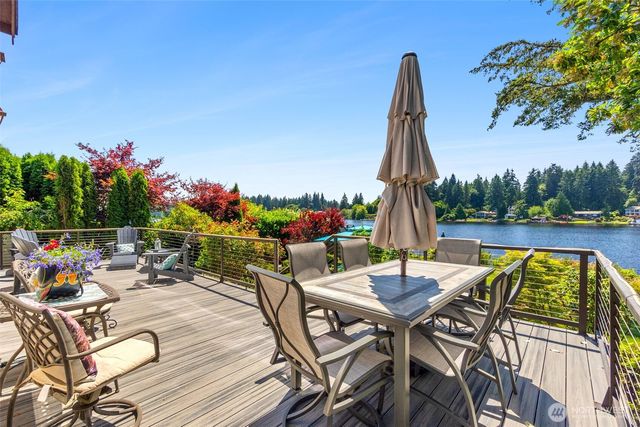 4832 Lakemont Drive SE, Olympia, WA 98513