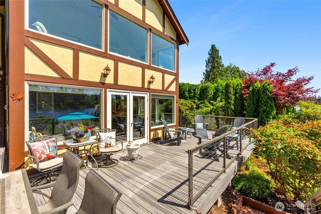 4832 Lakemont Drive SE, Olympia, WA 98513