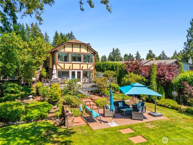 4832 Lakemont Drive SE, Olympia, WA 98513