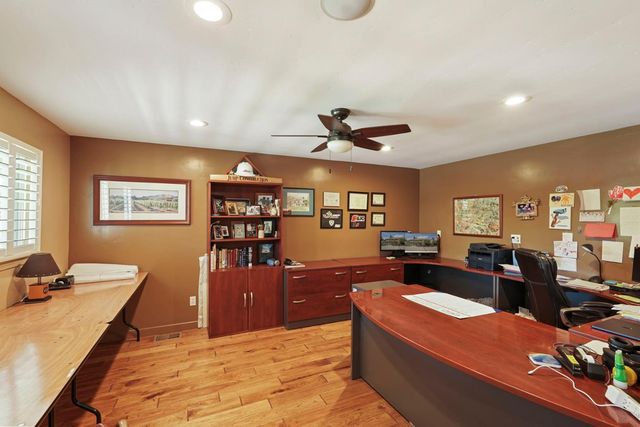 17700 N Kennison Ln, Lodi, CA 95240