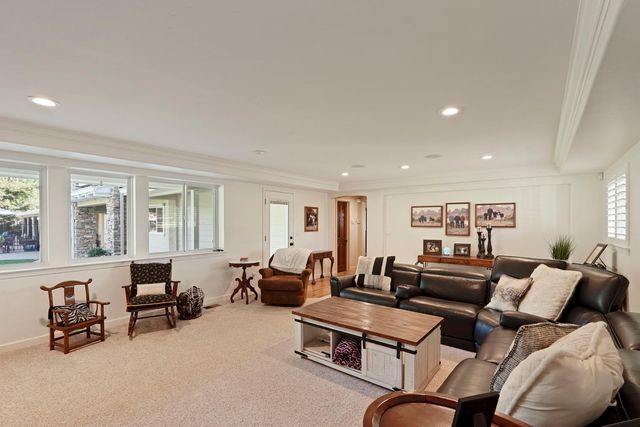 17700 N Kennison Ln, Lodi, CA 95240