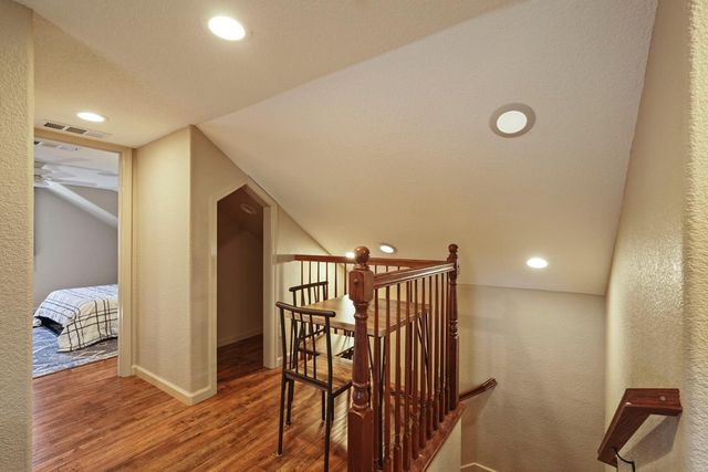 17700 N Kennison Ln, Lodi, CA 95240