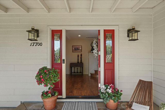 17700 N Kennison Ln, Lodi, CA 95240