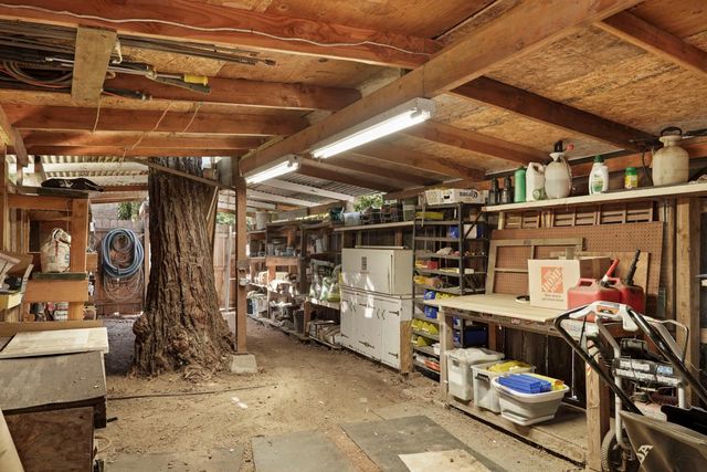 17700 N Kennison Ln, Lodi, CA 95240