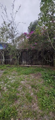 3522 NW 193rd St, Miami Gardens, FL 33056