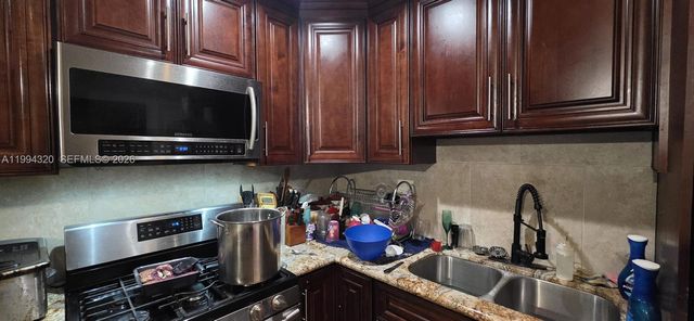 3522 NW 193rd St, Miami Gardens, FL 33056