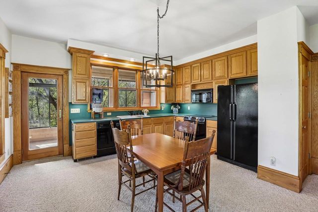 W9304 Ripley Road, Cambridge, WI 53523