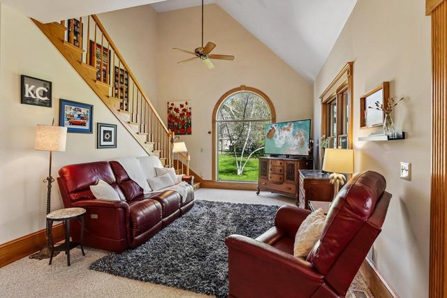 W9304 Ripley Road, Cambridge, WI 53523