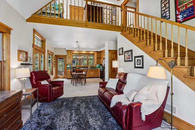 W9304 Ripley Road, Cambridge, WI 53523