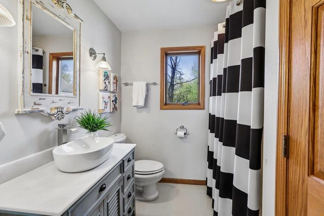 W9304 Ripley Road, Cambridge, WI 53523