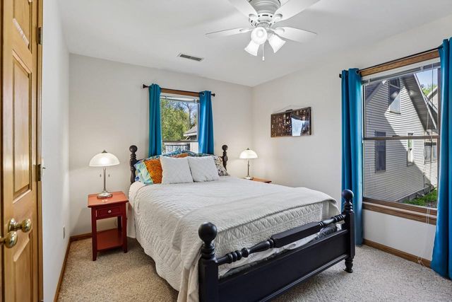 W9304 Ripley Road, Cambridge, WI 53523