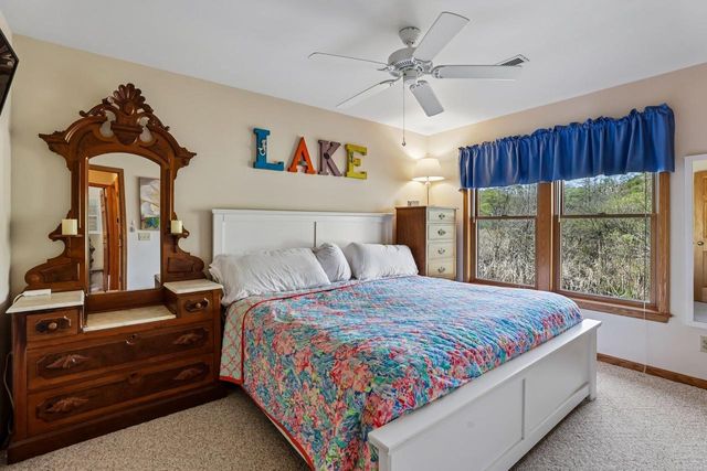 W9304 Ripley Road, Cambridge, WI 53523
