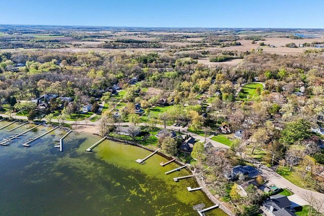 W9304 Ripley Road, Cambridge, WI 53523