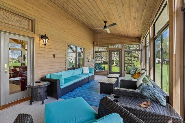 W9304 Ripley Road, Cambridge, WI 53523