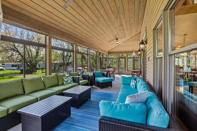 W9304 Ripley Road, Cambridge, WI 53523