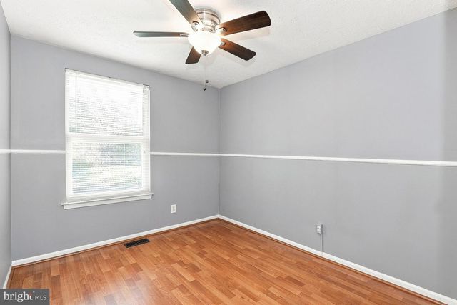 21 WATERVIEW CT, Marlton, NJ 08053