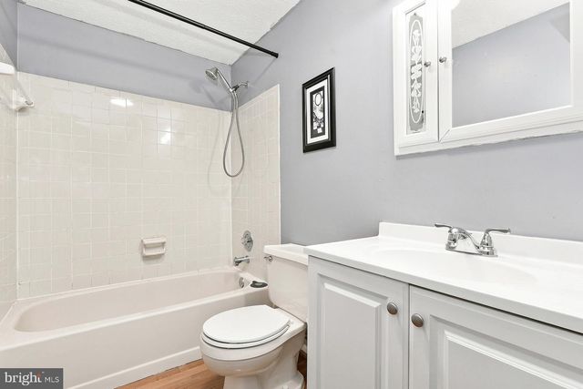 21 WATERVIEW CT, Marlton, NJ 08053
