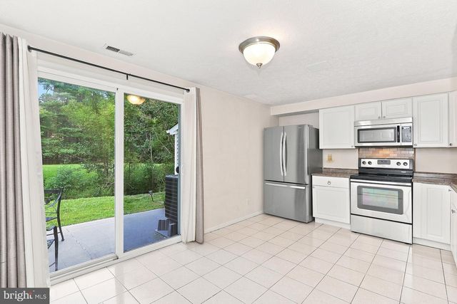 21 WATERVIEW CT, Marlton, NJ 08053